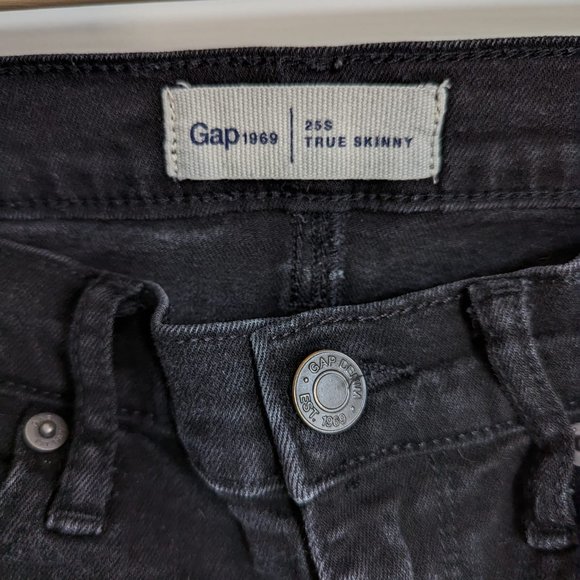 GAP 25S True Skinny Black Jeans - Picture 2 of 3